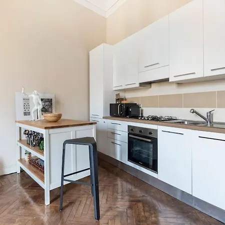 Lusso E Arte In Pieno Centro Storico 아파트